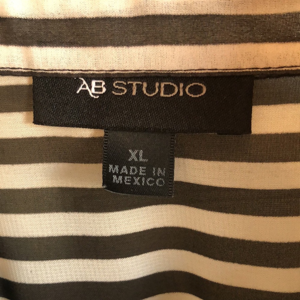 AB studio top - Picture 2 of 7